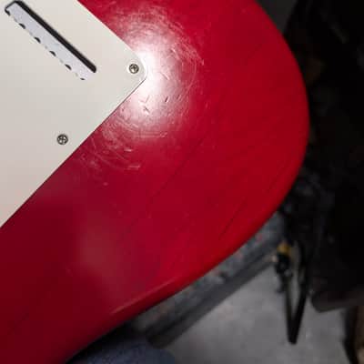 2005 Fender Highway One Stratocaster with Rosewood Fretboard - Crimson Red Transparent image 21