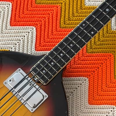 Vox Beatle Violin Bass - 1960’s Made in Italy 🇮🇹! - Incredible player with Incredible Tone! - image 11