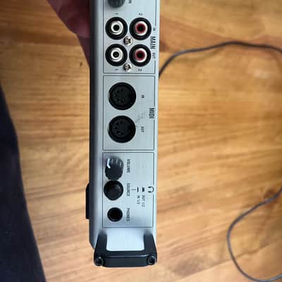 Native Instruments Traktor Scratch Audio 10 with timecode vinyl and CDs image 2