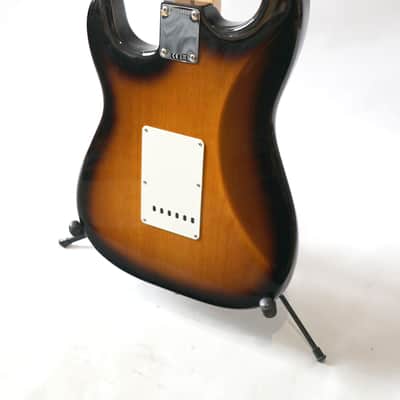Fender American Original '50s Stratocaster with Maple Fretboard 2018 - 2022 - 2-Color Sunburst image 3