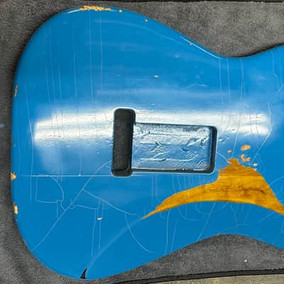 Stratocaster Body Relic Nitro Maui Blue/ Sunburst image 4