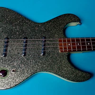 Danelectro HoDad Bass (last price drop) image 3
