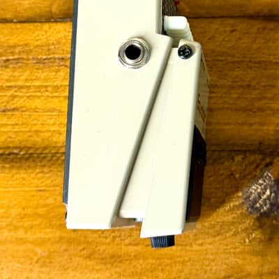 BOSS GE-7 "EQUALIZER" 9V Effects Pedal (TAIWAN VERSION) image 3