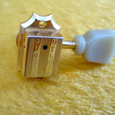 Gibson tuners machine head kluson style 3+3 90 - gold image 4