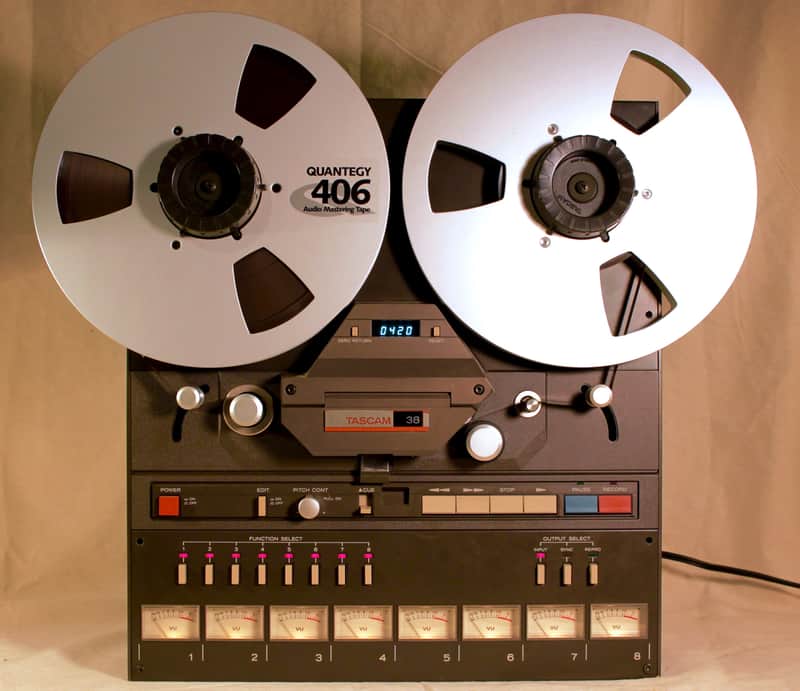 TASCAM 38 1/2" 8-Track Reel to Reel Tape Recorder image 2