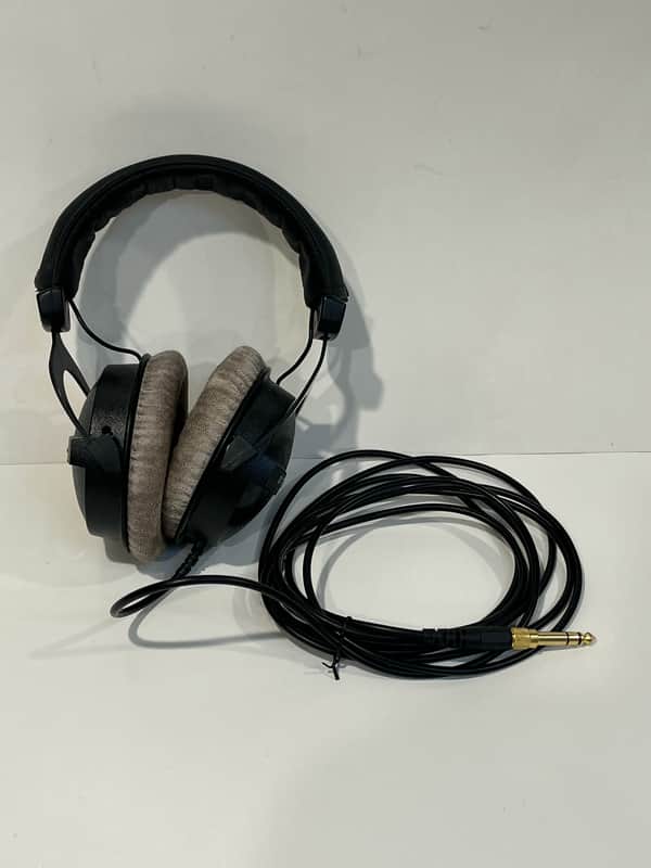 Beyerdynamic DT 770 Pro 80 Ohm Headphones image 1