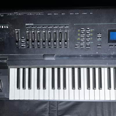 Kurzweil K2500X 88-Key Digital Workstation Synthesizer 1990s - Black image 3