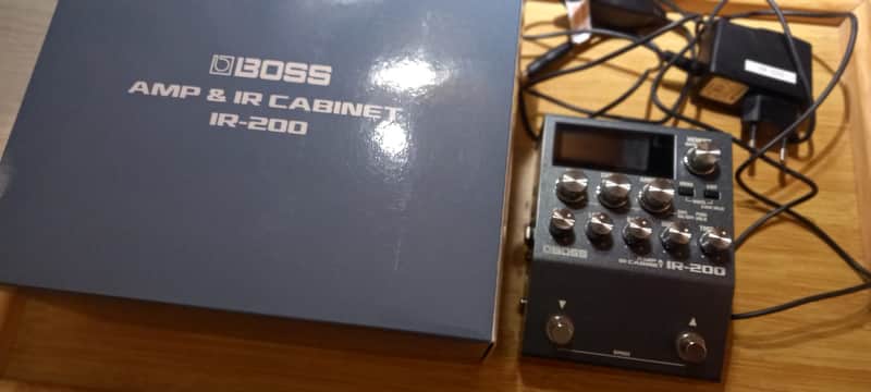 Boss IR-200 Amp and IR Cabinet 2021 - Present Silver image 1