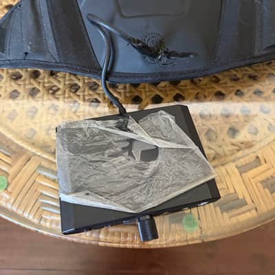 Subpac M2X with Original Box and Accessories! image 4