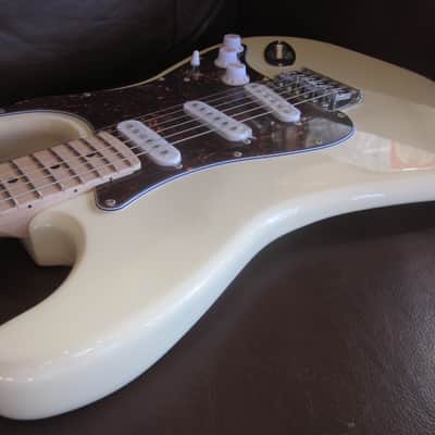 Nashville Guitar Works Double Cutaway Electric Guitar Ivory w/ Tortoise Pickguard NGW-135IV - Ivory image 1