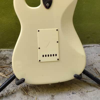 Fernandes The Revival JAPAN Stratocaster RST50 Olympic White w/ original case image 4