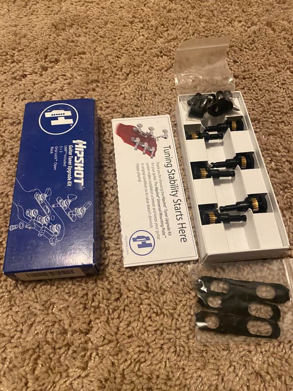 Hipshot 6GLO Grip-Lock Locking Guitar Tuning Machines 3+3 Black - Black image 1