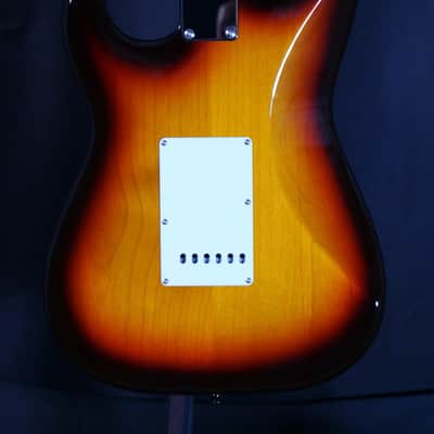Tokai SSS-Style Rosewood Fretboard 3-Tone Sunburst image 8