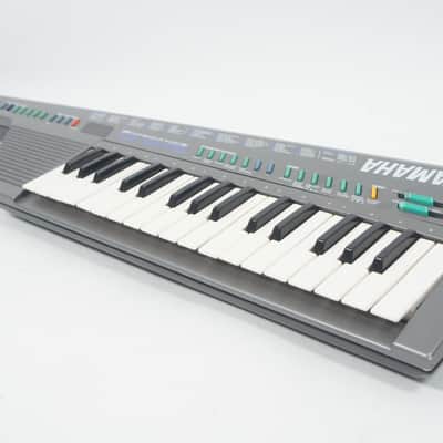 YAMAHA SHS-10 Silver FM Synthesizer Keyboard SHS10 Shoulder Keyboard Keytar w/ 100-240V PSU image 7