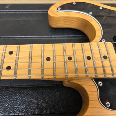 Vintage 1979 Peavey T-60 Electric Guitar (Patent Pending) w/ Original Plastic Hardshell Case! image 8