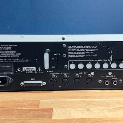 Immagine Akai MPC2000 MIDI Production Center - Grey - 8