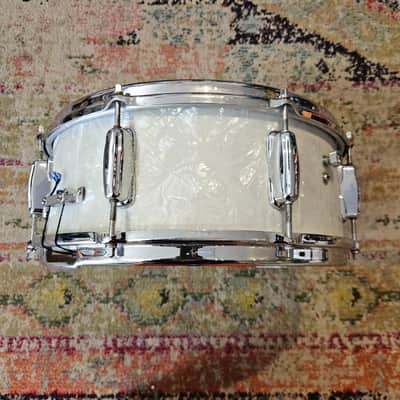 Slingerland Hollywood Ace 14x5.5" 3-ply Snare Drum - White Marine Pearl 1960s image 12