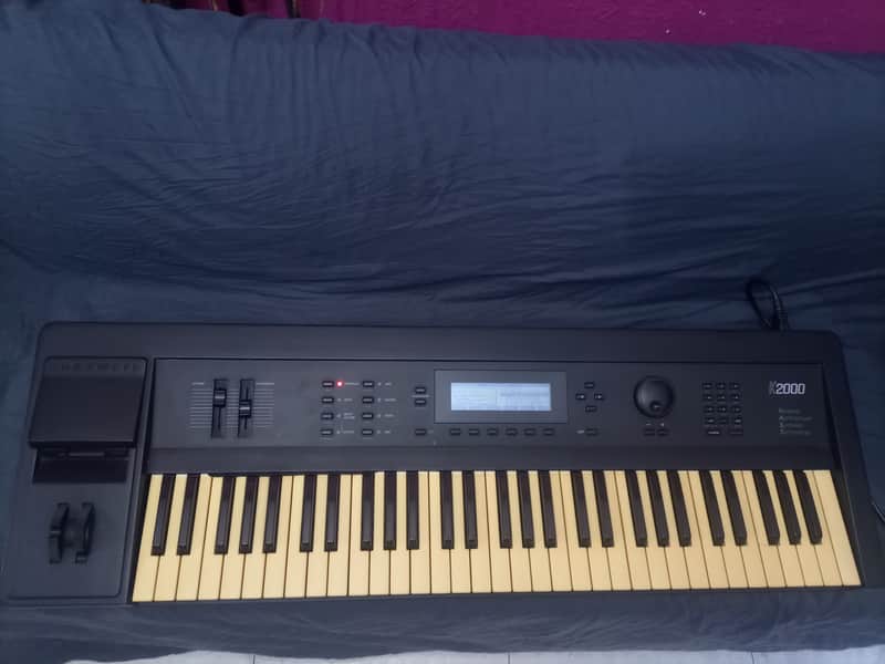 KURZWEIL K2000 version 3 V.A.S.T 1991 61 KEYS SYNTH 220V image 1
