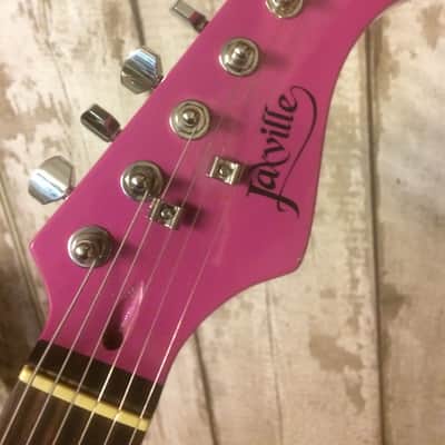 Jaxville ST1PPPK Pink Stratocaster Style Guitar SSS Set-up image 5