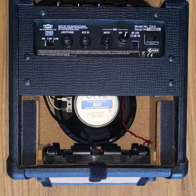Rare Vox DA5 Portable Micro Amplifier Chrome Grille Battery Powered or Adapter! image 8