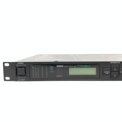 Yamaha  D1030 Digital Delay Line Black TGHM image 3