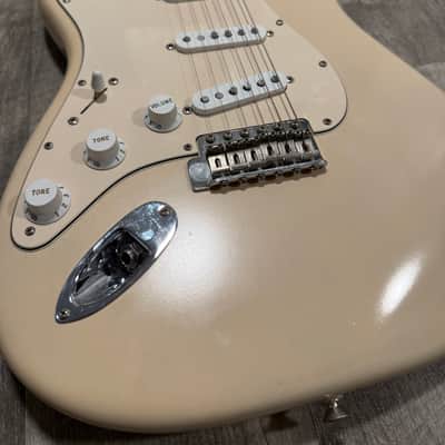 Fender Highway One Stratocaster Left Handed - Blonde Nitro w HSC image 4