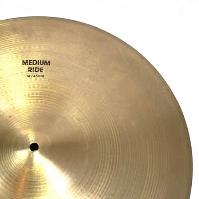 ZILDJIAN Zildjian 18 Medium Ride Zildjian 18-inch Medium Ride (07/27) image 5