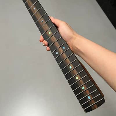 2.9mm frets Striped Ebony Fretboard 22frets 5a Roasted flame Maple guitar neck Radius 12inch Round stainless steel 22 frets Roasted flame Maple guitar neck Striped Ebony fingerboard 25.5inch hole 10mm Radius: 12 inches. image 8