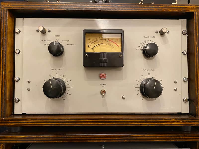 Collins 26U 1960's - Compressor / Limiter - Grey Cream image 1