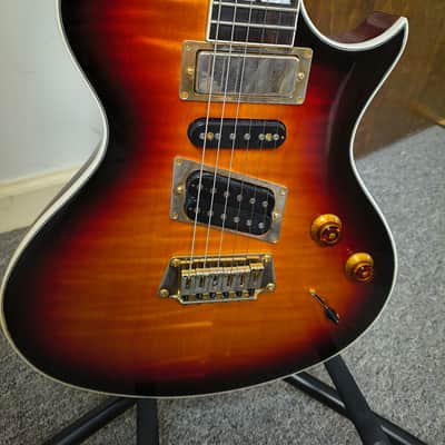 Gibson Nighthawk -20th Anniversary, 2013 - Sunburst image 2