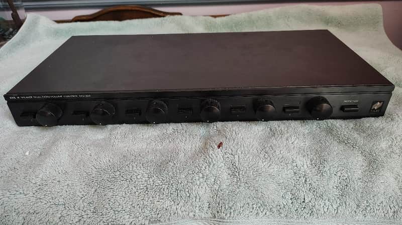 Niles SVL-6 6 speaker selector in excellent condition - 1980's image 1