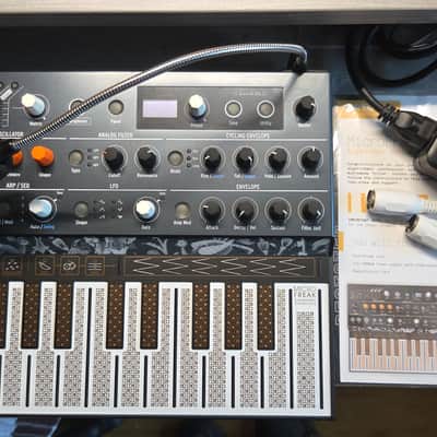 Arturia MicroFreak 25-Key Algorithmic Synthesizer 2019 - Present - Black image 3