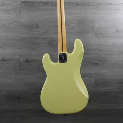 Fender Player II Precision Bass Hialeah Yellow image 6