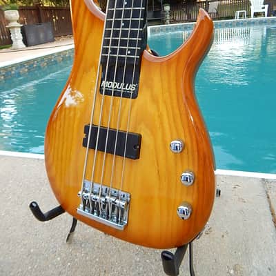 Modulus Quantum Sweet Spot 5 1995 Sunburst image 1