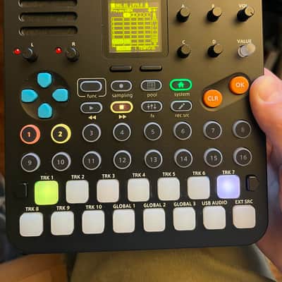 Sonicware SmplTrek Portable Production Sampler image 15