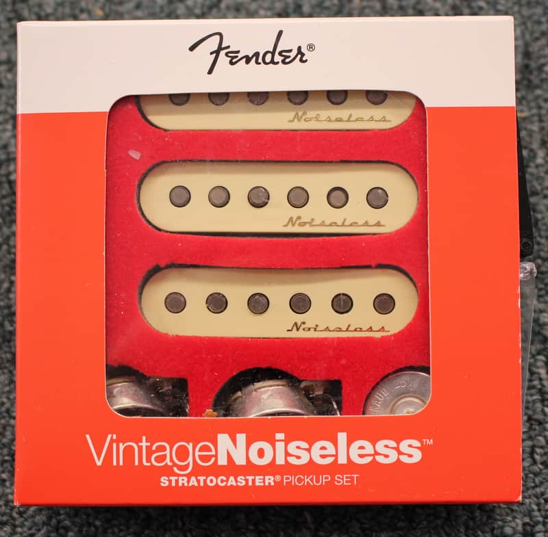 Fender 099-2115-000 Vintage Noiseless Stratocaster Pickup Set Aged White image 1