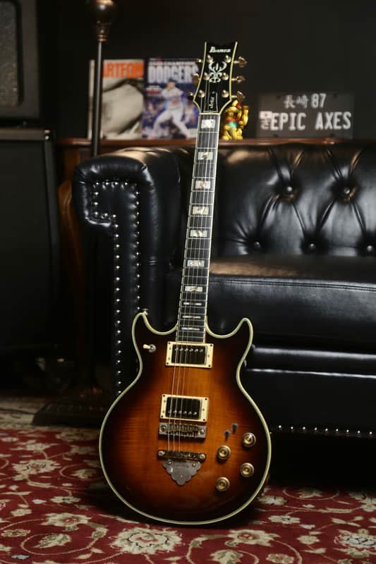 Ibanez Artist AR300