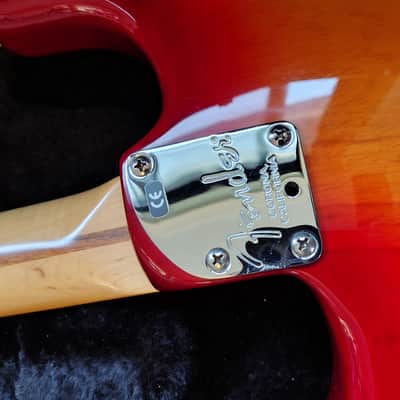 Fender American Deluxe Stratocaster with Maple Fretboard 2002 - 2003 - Aged Cherry Burst image 6