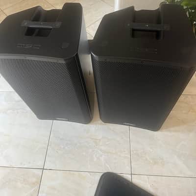 QSC K12.2 2-Way 2000-Watt 12" Active Loudspeaker 2010s - Black image 4