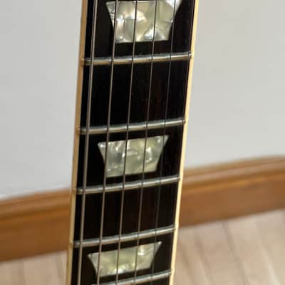 Gibson USA Les Paul Deluxe - 30th Anniversary 2000 Limited Edition - Bullion Gold - with case image 17
