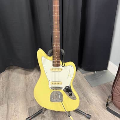 Fender Jaguar Player II - yellow image 1