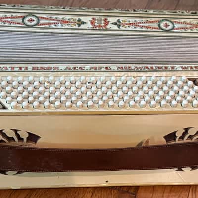 Patti Bros Milwaukee Wisc. Accordion Vintage Sold AS IS Project image 13