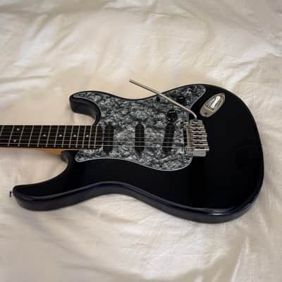 Carvin Bolt SSS Tremolo - Custom Shop Strat Killer - Made in USA - Midnight Blue Metallic - Free Pro Setup image 5