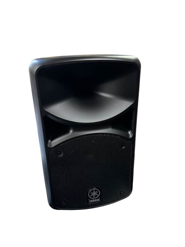 Yamaha Stagepas 400BT Portable speaker image 1