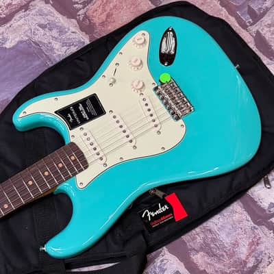 Fender Vintera III Early 60s Stratocaster RW Sea Foam Green New Unplayed Auth Dealer 7lbs9oz #582 image 3
