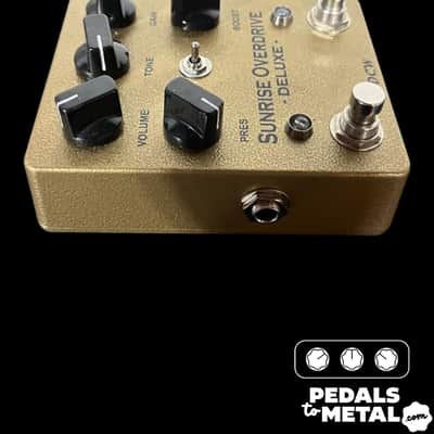 DCW Pedals Sunrise Overdrive Deluxe - Gold X14709 image 4
