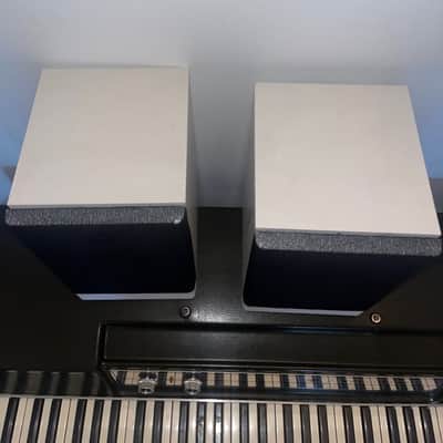 Early 90's White Bookshelf Speakers - MS Mordaunt Short (Made in England) image 2