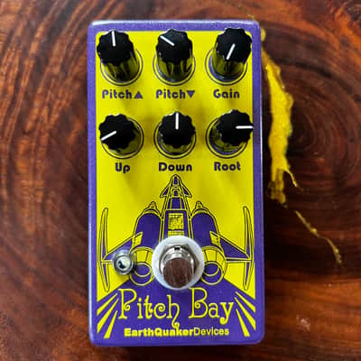 EarthQuaker Devices Pitch Bay Polyphonic Harmonizer and Distortion Generator 2014 - 2017 - Various image 1