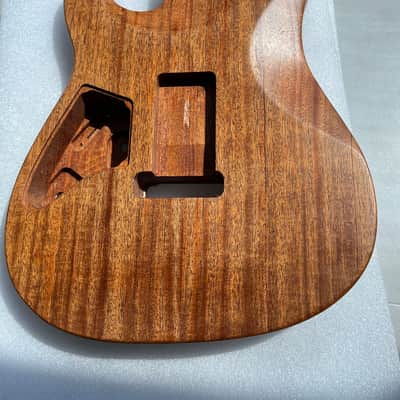 Vibrato system Strat Style Electric Guitar Body - Mahogany Core with 4a Flame Maple Top, Gloss 3-Color Sunburst Finish, S-S-H Pickup Routing, for DIY Build image 2