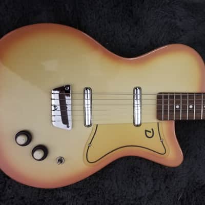 Danelectro 56 U-2 Reissue 1998 - 2004 - Creamsicle image 3